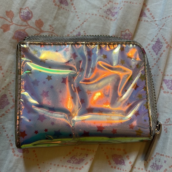 Urban Outfitters iridescent star zipper wallet - Picture 4 of 6